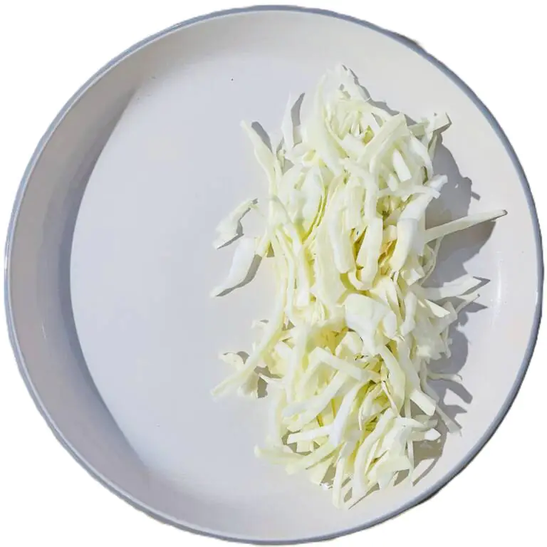 shredded white cabbage.webp